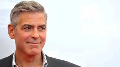 Обои с Джорджем Клуни для истинных ценителей: выбирай размер и формат.