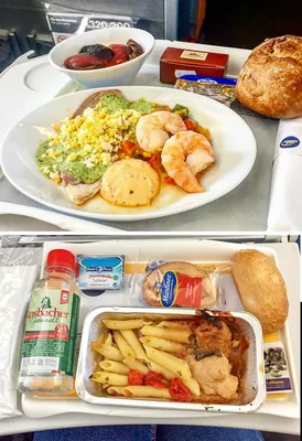 12 фото, которые объяснят разницу между питанием эконом- и бизнес-класса в  самолете / AdMe