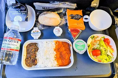 ✈ Еда в самолёте: бизнес-класс и эконом. Есть ли разница?