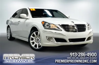 Here's Why the Hyundai Equus Is the Best Luxury Sedan Bargain Ever - YouTube