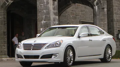Video | This $15,000 Hyundai Equus Is More Luxurious Than My Rolls Royce  Phantom - Autotrader