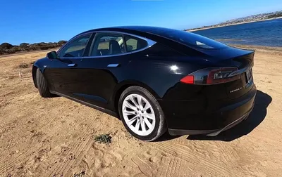 Как выглядит электромобиль Tesla с пробегом под 700 тыс. км (видео)