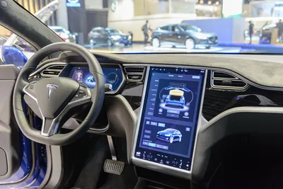 Tesla представила электромобиль с веганским интерьером - Inc. Russia