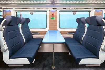 В Китае представили первый двухэтажный поезд для австрийского частного  оператора