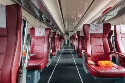 Двухэтажный фирменный поезд Ульяновск-Москва отправился в свой первый рейс