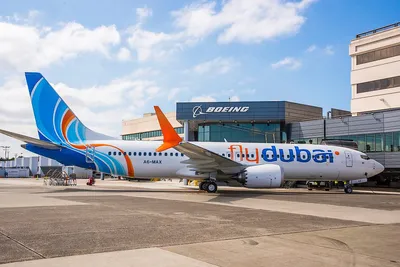 Вид Из Окна Самолета Flydubai На Окрестности В Дубае Объединенные Арабские  Эмираты — стоковые фотографии и другие картинки Арабеска - iStock