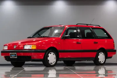 View Photos of the 1990 Volkswagen Passat GL