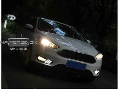 Белый Ford focus 3 хэтчбек в …» — создано в Шедевруме