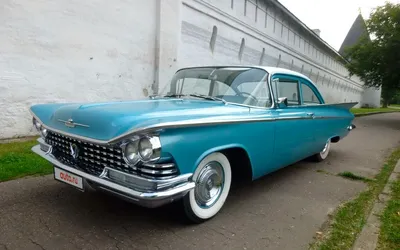 Американский седан 50-х годов Buick LeSabre решили продать за ₽6 млн ::  Autonews