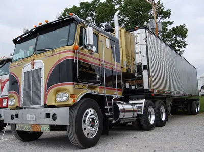 Тягач Freightliner - американский седельный грузовик