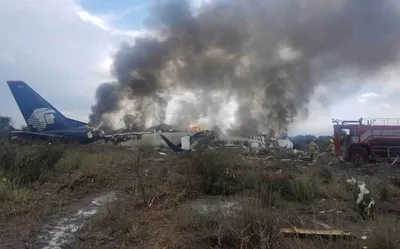 Появились первые кадры с места падения самолета Евгения Пригожина в  Тверской области