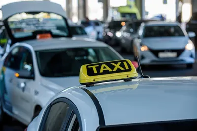 Яндекс просит АвтоВАЗ, BAIC и Chery о поставках автомобилей для такси.  Компании ежегодно нужно 50 000