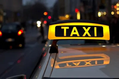 Какое авто для работы в такси и доставке выбрать?