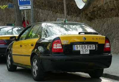 Какие требования к Брендированию авто Яндекс Такси / Убер Такси в 2020  году: Где обклеить свой Авто?