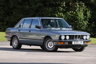 Bmw 525i hi-res stock photography and images - Alamy
