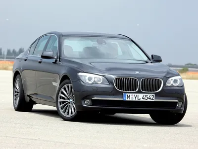 BMW 7-Series, простоявший 23 года в капсуле, выставили на аукцион ::  Autonews