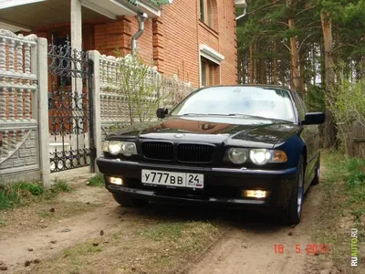 Продам BMW 7 Серия 2000 года за 500 грн в Борисполе, Audi-8 - Базар  autoua.net