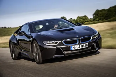 Гибрид BMW i8 через два года получит открытую версию