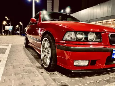 Характеристики и фото BMW M3 2 поколение (E36) 1992 - 1999, Седан