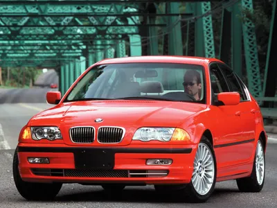 BMW 3-Series рестайлинг 2001, 2002, 2003, 2004, 2005, седан, 4 поколение,  E46 технические характеристики и комплектации