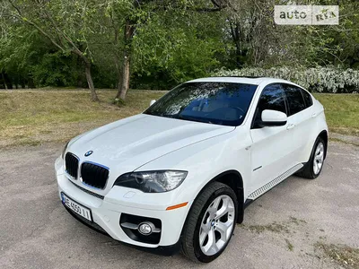 Аренда BMW X6 III (G06) 2023 белый с водителем в Москве, цена от 2500 р/ч