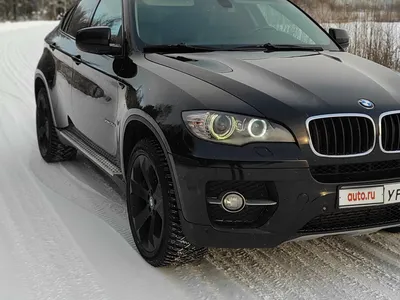 Всепоглощающий черный BMW X6