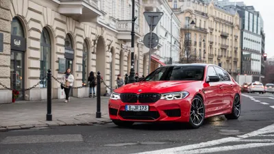 Your thoughts on the BMW M5 F90 in red? I'm torn. : r/BMW