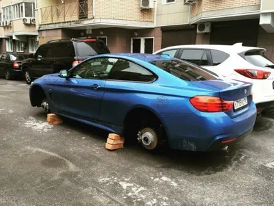 Ночью в Николаеве полиция устроила погоню за BMW: у юного  водителя-нарушителя не оказалось прав | СВІДОК.info
