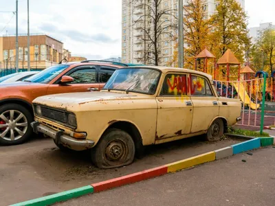 С начала года в Белгороде выявили 113 брошенных автомобилей - KP.RU