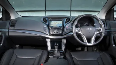 Used Hyundai i40 Saloon (2012 - 2020) interior