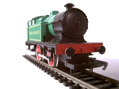 Купить детский игрушечный инерционный поезд PLAYSMART с вагонами, 55 см,  красный, 106788, цены на Мегамаркет