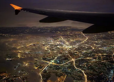 Красивое видео: Ночная Москва из окна самолета | Я у мамы  сериальщик-книгочтец | Дзен