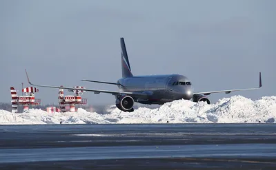 Рейс Владивосток-Москва: зимние пейзажи из иллюминатора самолёта