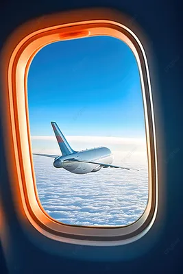 Вид из окна в городе крыла самолета. Рейс пассажирский самолет. Облака и  небо за окном самолета. Стоковое Изображение - изображение насчитывающей  праздник, путешествие: 200550491