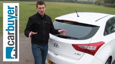Hyundai i30 hatchback (2011-2017) review - Carbuyer / Mat Watson - YouTube