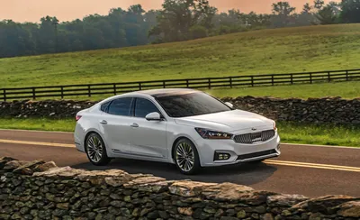 2018 Kia Cadenza Review, Pricing, and Specs