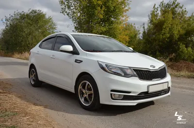 Купить б/у Kia Rio III Рестайлинг 1.4 AT (107 л.с.) бензин автомат в  Саратове: белый Киа Рио III Рестайлинг седан 2016 года на Авто.ру ID  1115679272