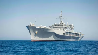 В Кремле назвали провокацией появление корабля США в Южно-Китайском море —  РБК