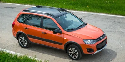 LADA Kalina Cross – Stock Editorial Photo © volhanna #79008324