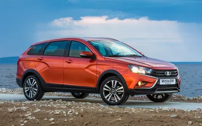 Появились первые фото седана Lada Vesta Cross новой генерации - Российская  газета