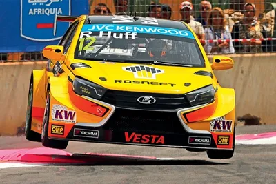 Lada Unveils Vesta WTCC Racing Car Concept and It's Very Yellow -  autoevolution