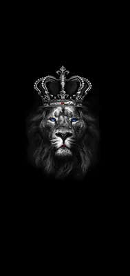 Лев с короной на голове положил …» — создано в Шедевруме