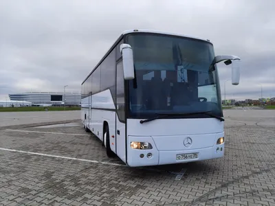 Этот автобус Mercedes-Benz раньше перевозил швейцарскую хоккейную команду