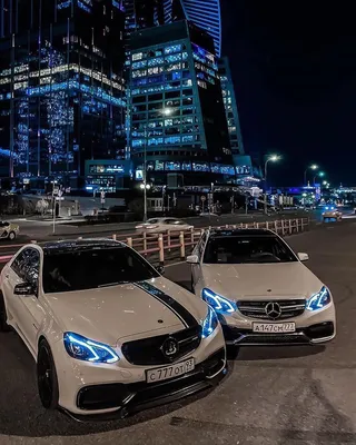 Россия не останется без Mercedes-Benz E-класса. Дилеры вовсю принимаю  заказы на машину нового поколения,
