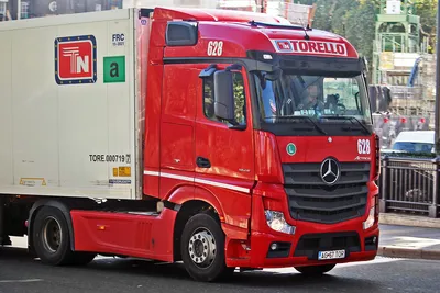 Mercedes-Benz Actros 1843 Special Interior. Air / Air suspension. Euro 6 |  Cab over engine - TrucksNL