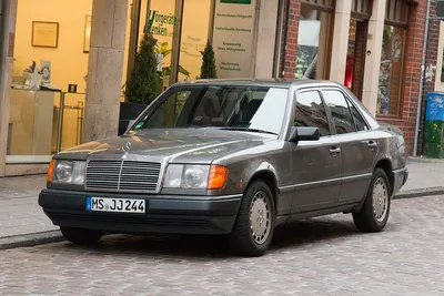 Mercedes-Benz W124 — Вікіпедія