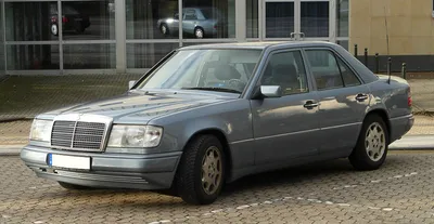 File:Mercedes-Benz W 124 Mopf 2 30.09.20 JM (2).jpg - Wikipedia