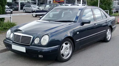 Mercedes-Benz W210 — Википедия