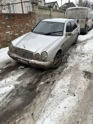 Весільний кортеж MERCEDES-BENZ W210 (ОЧКАРИК) - Весільний каталог Girko.net