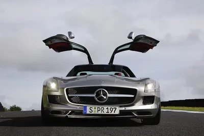 2011 Gullwing Silver Mercedes SLS Masterpiece | Rent this location on  Giggster